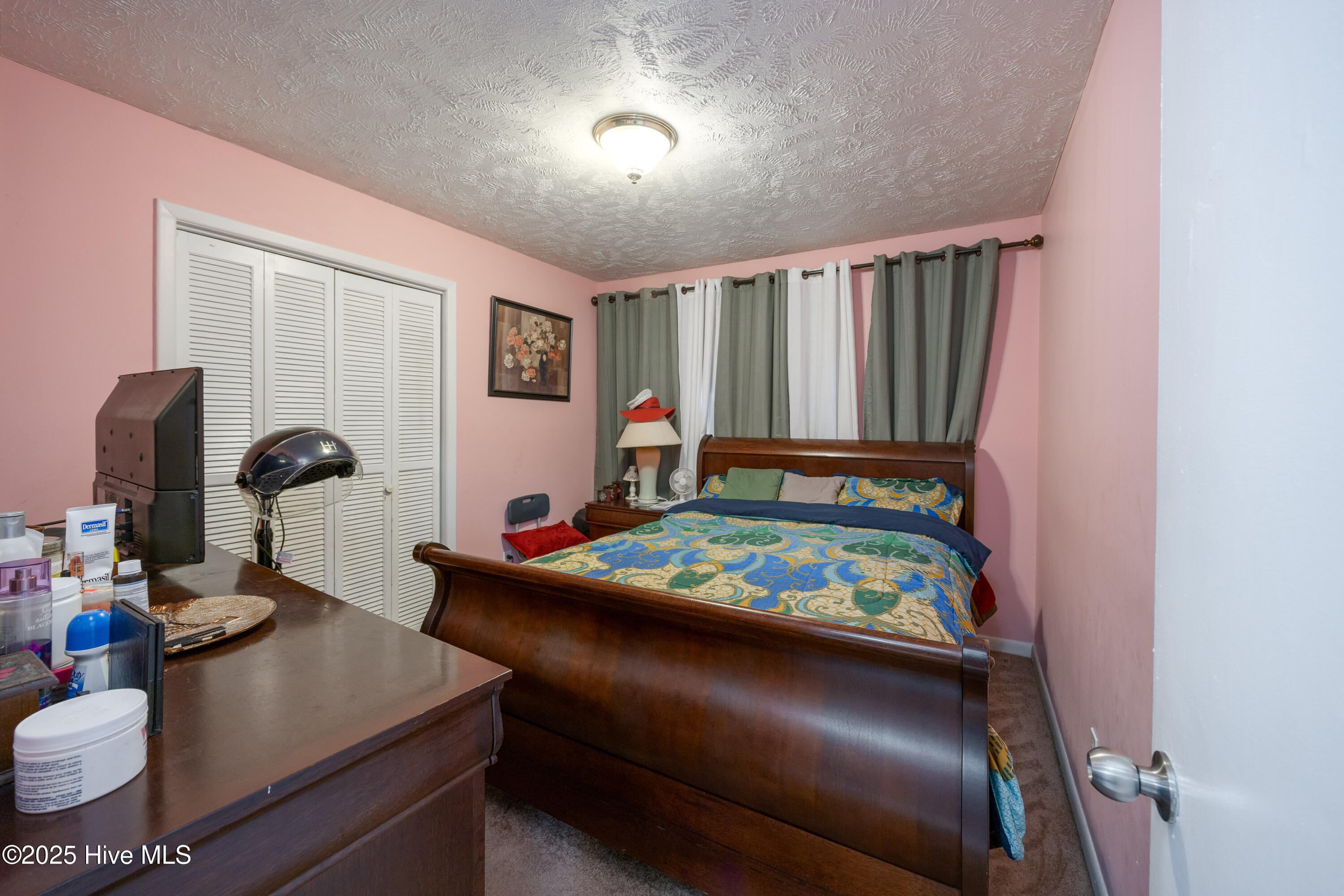 950 Auctioneer Road Clinton, NC 28328 - Photo 16 of 26 950 Auctioneer Rd19