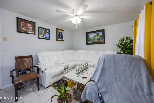 $229,900 | 950 Auctioneer Road, Clinton, NC 28328