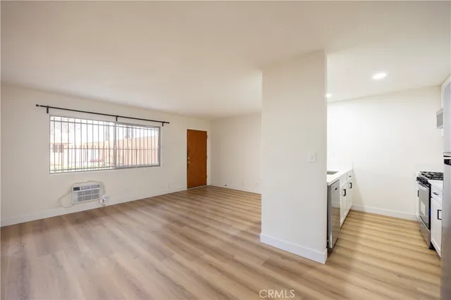 $1,890 | 115 North Walnuthaven Drive, Unit 1, West Covina, CA 91790