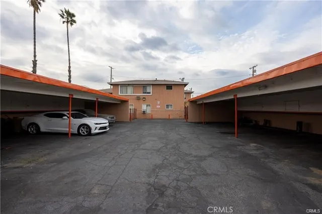 $1,890 | 115 North Walnuthaven Drive, Unit 1, West Covina, CA 91790