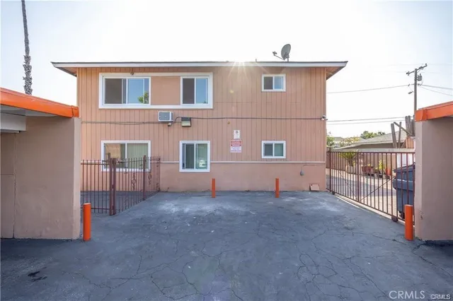 $1,890 | 115 North Walnuthaven Drive, Unit 1, West Covina, CA 91790