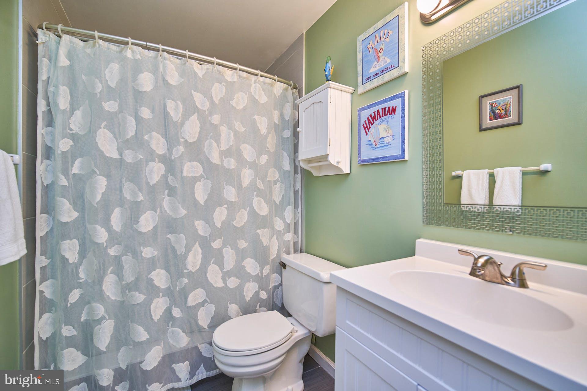 8729 Ridge Hollow Court Springfield, VA 22152 - Photo 16 of 31 Gallery Image 16