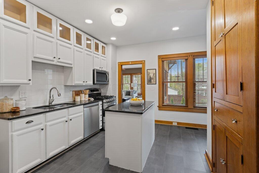235 Acton Road Columbus, OH 43214 - Photo 16 of 50 235 Acton Road-30.jpg-SMALL