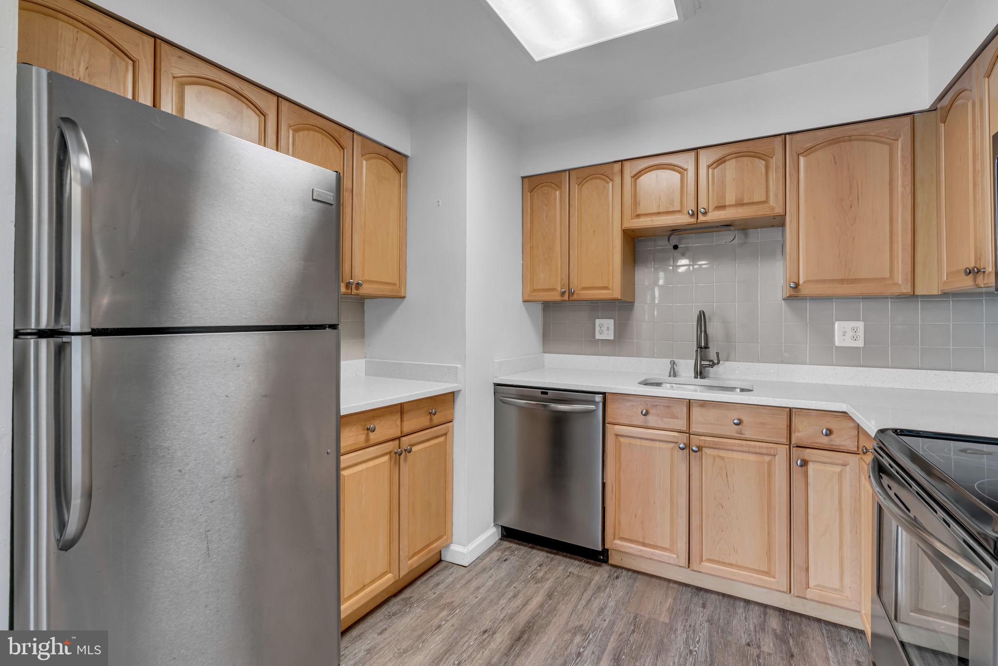 6145 Edsall Road, Unit K Alexandria, VA 22304 - Photo 10 of 38