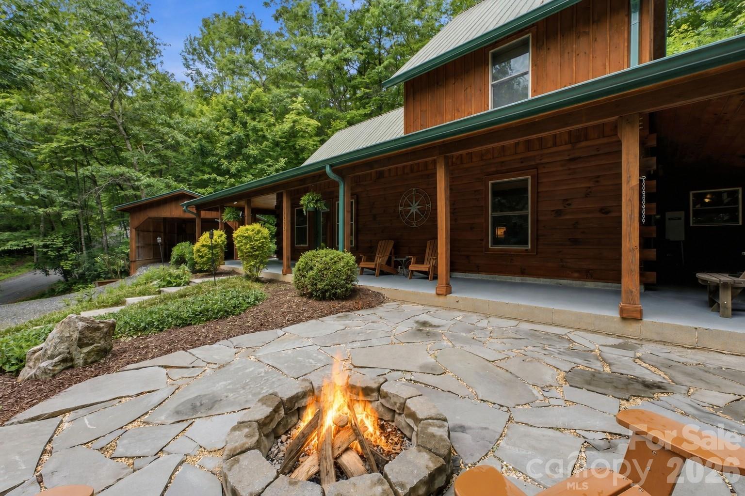 1026 High Top Mountain Road Whittier, NC 28789 - Photo 5 of 45