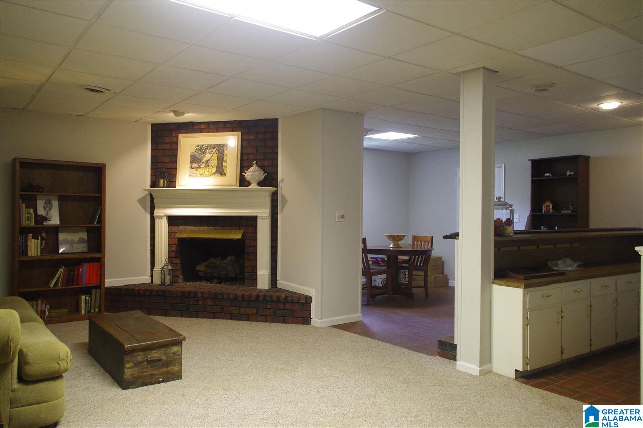1533 Saulter View Road Birmingham, AL 35209 - Photo 7 of 35 Gallery Image 7