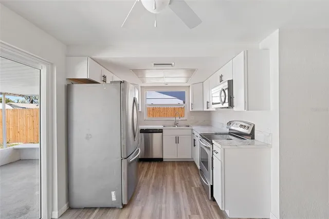 $3,225 | 11967 106th Court, Largo, FL 33778