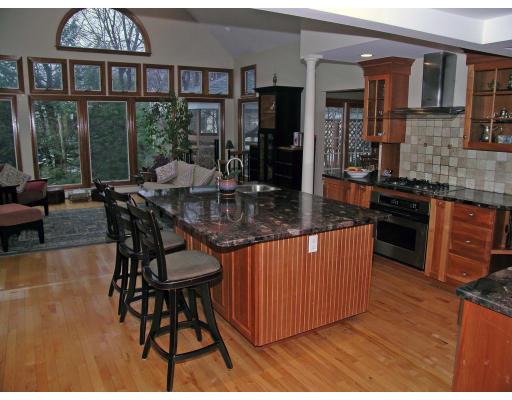 32 Bow Road Newton, MA 02459 - Photo 4 of 14