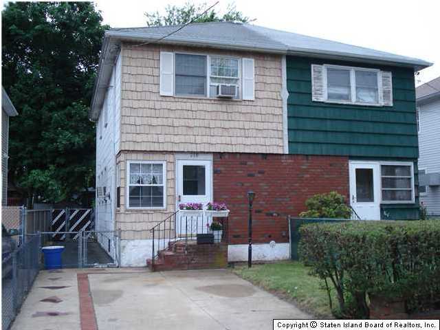 218 Mill Road Staten Island, NY 10306 - Photo 1 of 8 Primary Photo