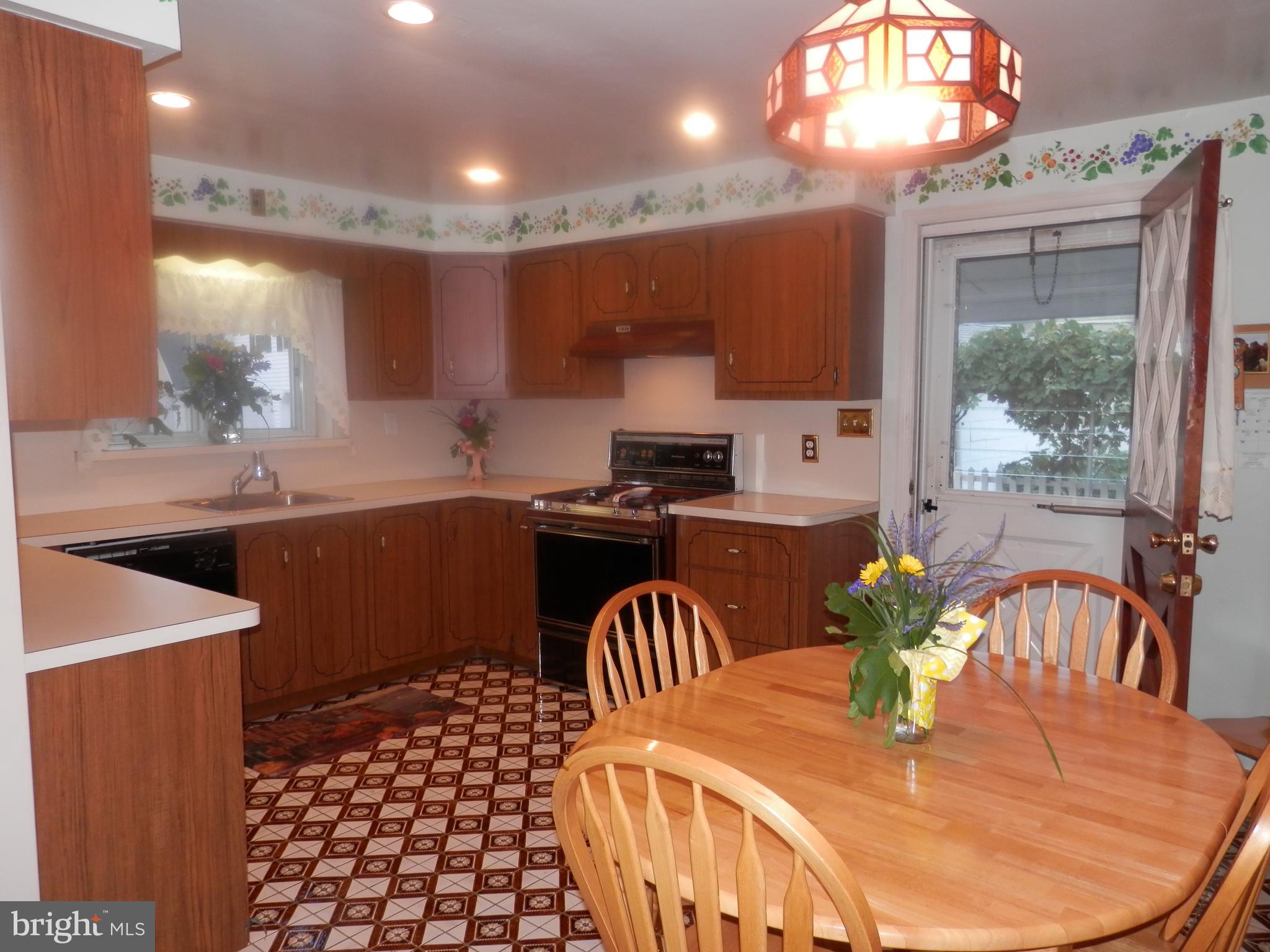 7 West Forestview Road Brookhaven, PA 19015 - Photo 18 of 54 Gallery Image 18
