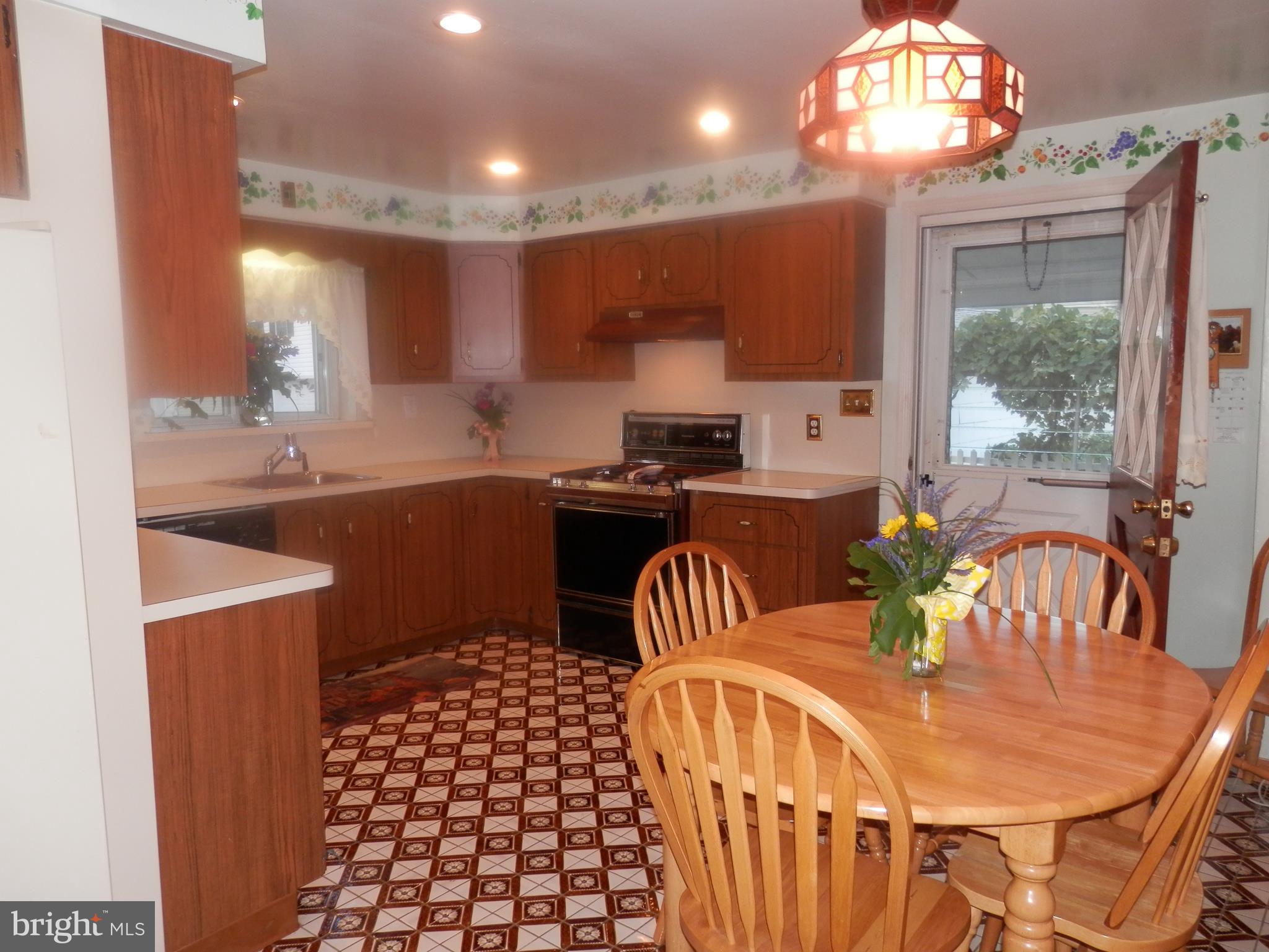 7 West Forestview Road Brookhaven, PA 19015 - Photo 20 of 54 Gallery Image 20