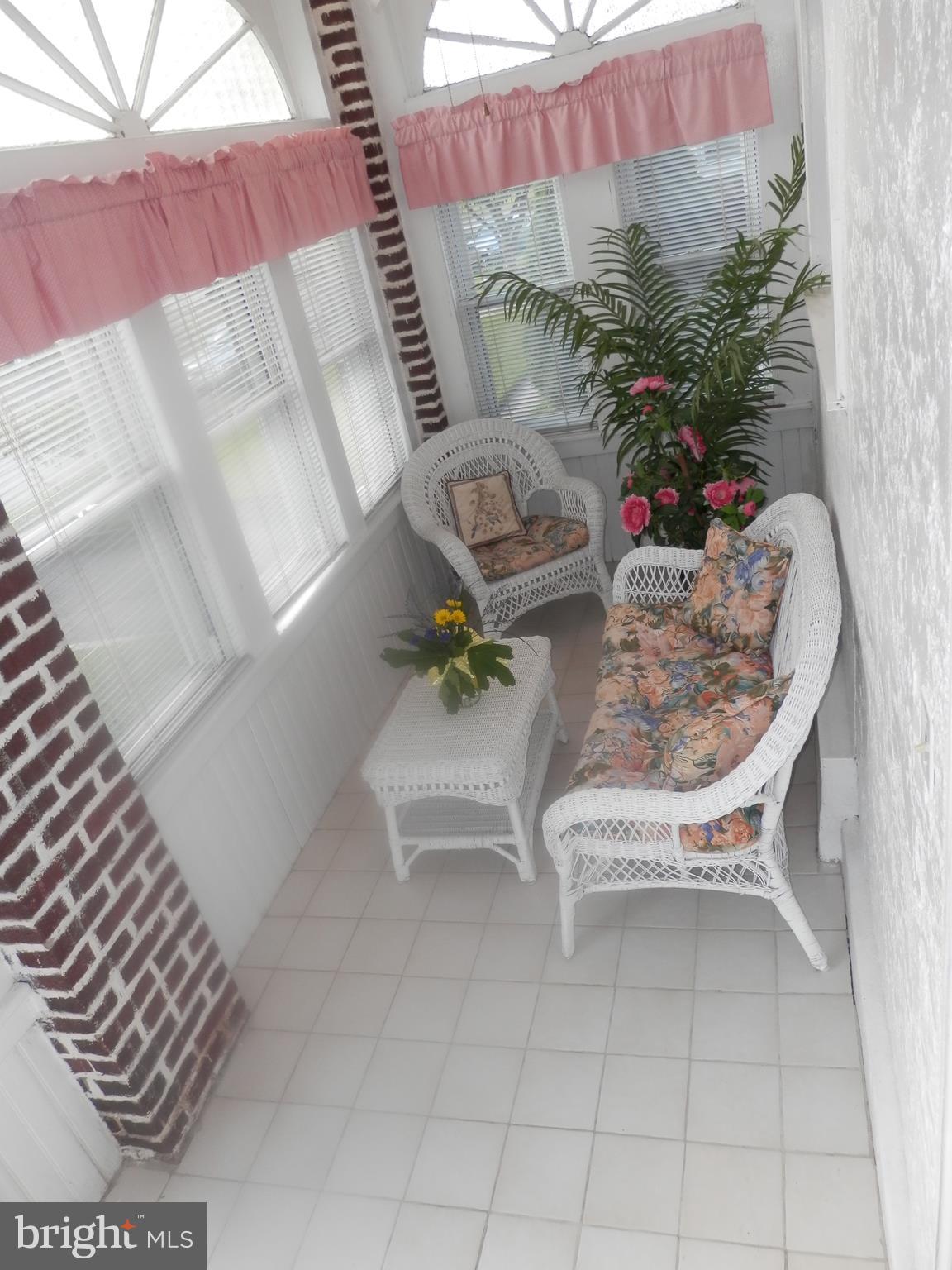 7 West Forestview Road Brookhaven, PA 19015 - Photo 7 of 54 Gallery Image 7