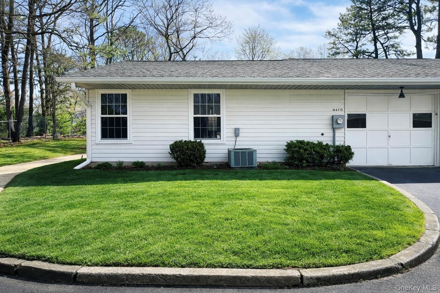 441 Arlington Drive, Unit B Ridge, NY 11961 - Photo 5 of 14