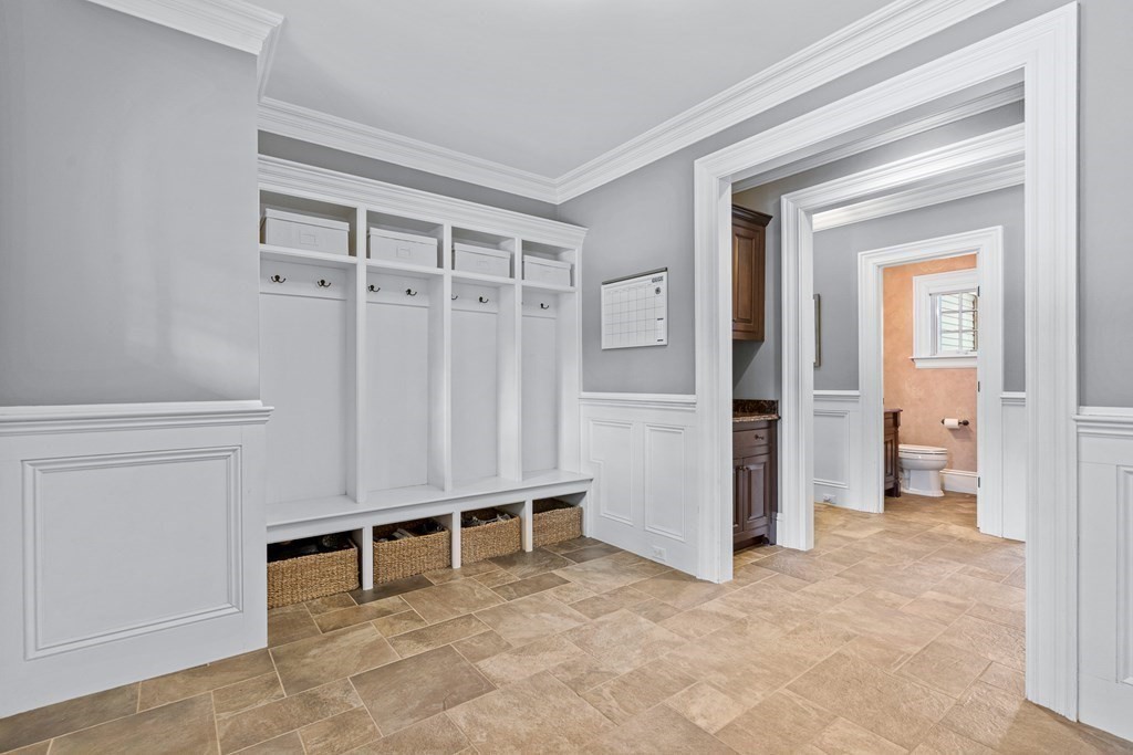 92 Hundreds Road Wellesley, MA 02481 - Photo 37 of 42