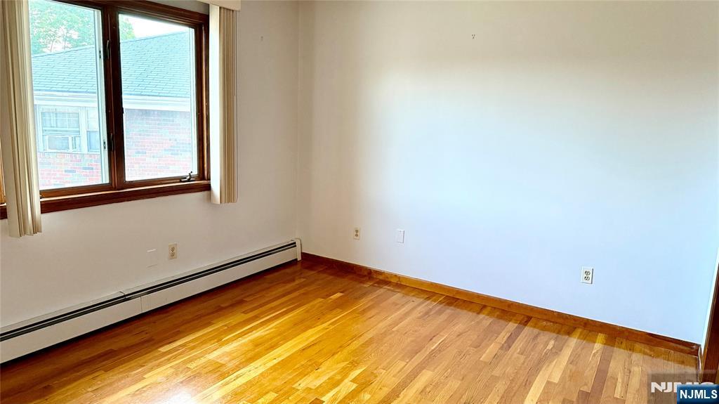 844 Elizabeth Street, Unit 2 Ridgefield, NJ 07657 - Photo 15 of 22