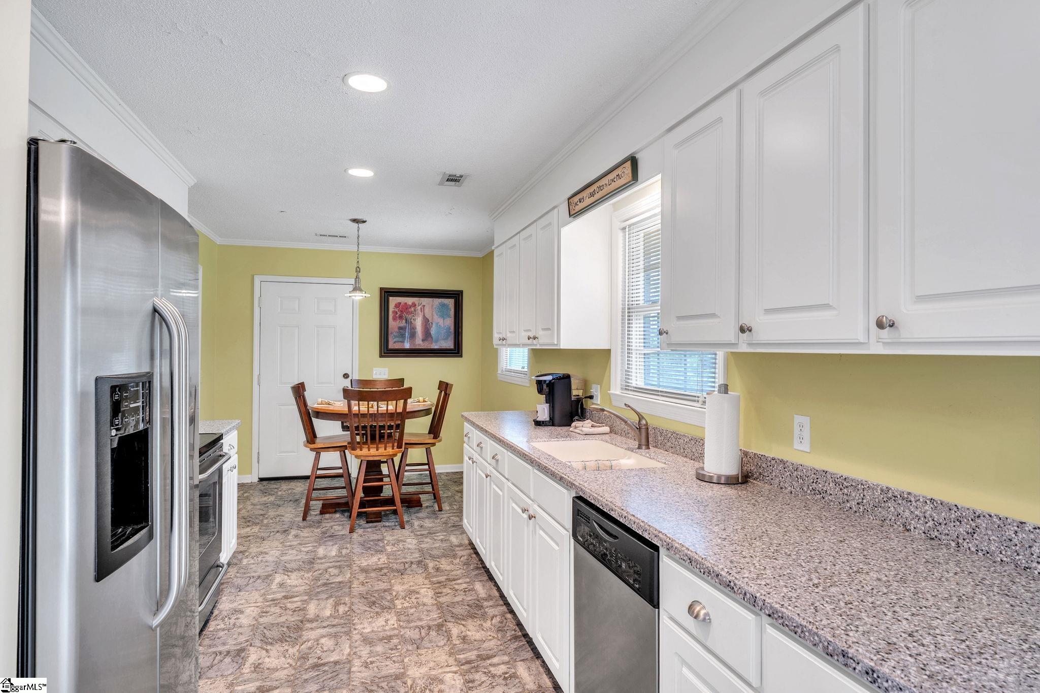 334 Deep Water Road Union, SC 29379 - Photo 9 of 32