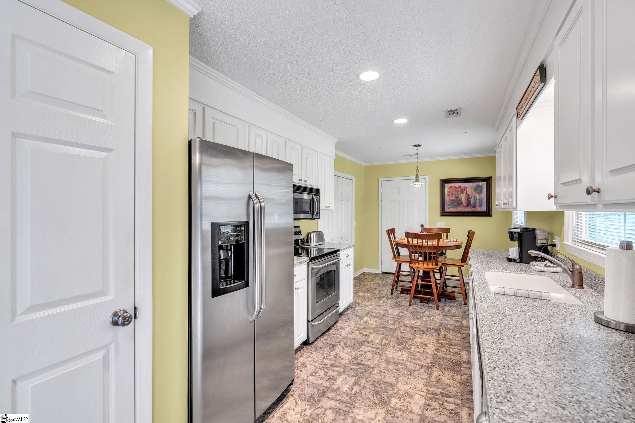 334 Deep Water Road Union, SC 29379 - Photo 10 of 32