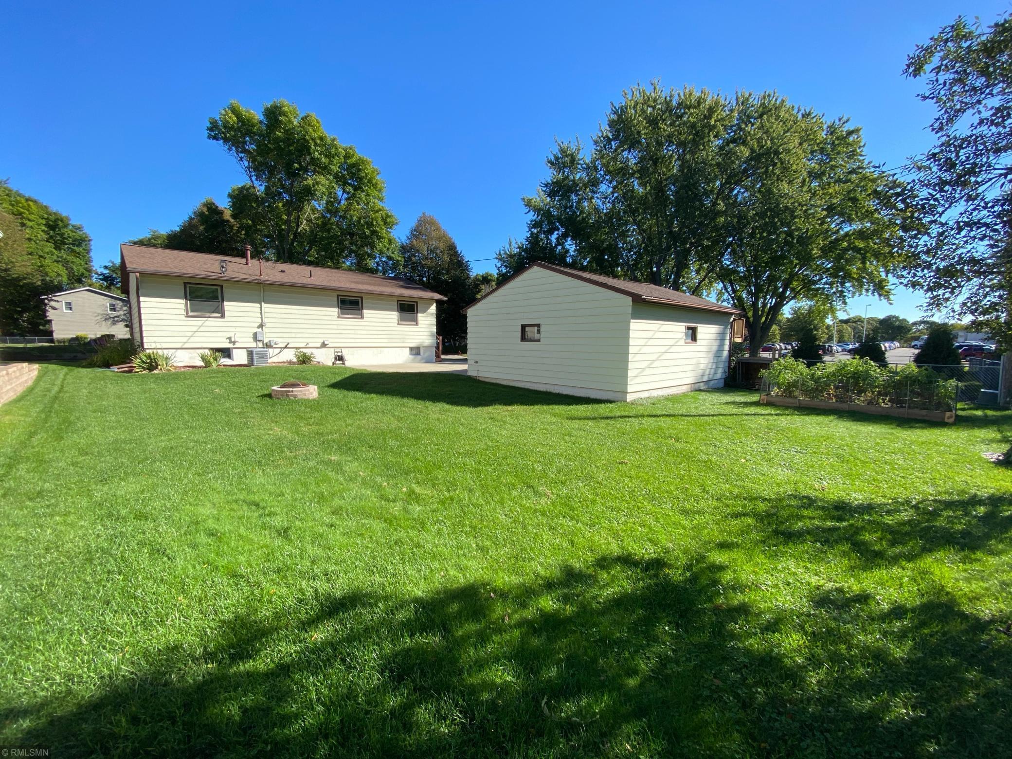1308 40th Street Northwest Rochester, MN 55901 - Photo 4 of 32