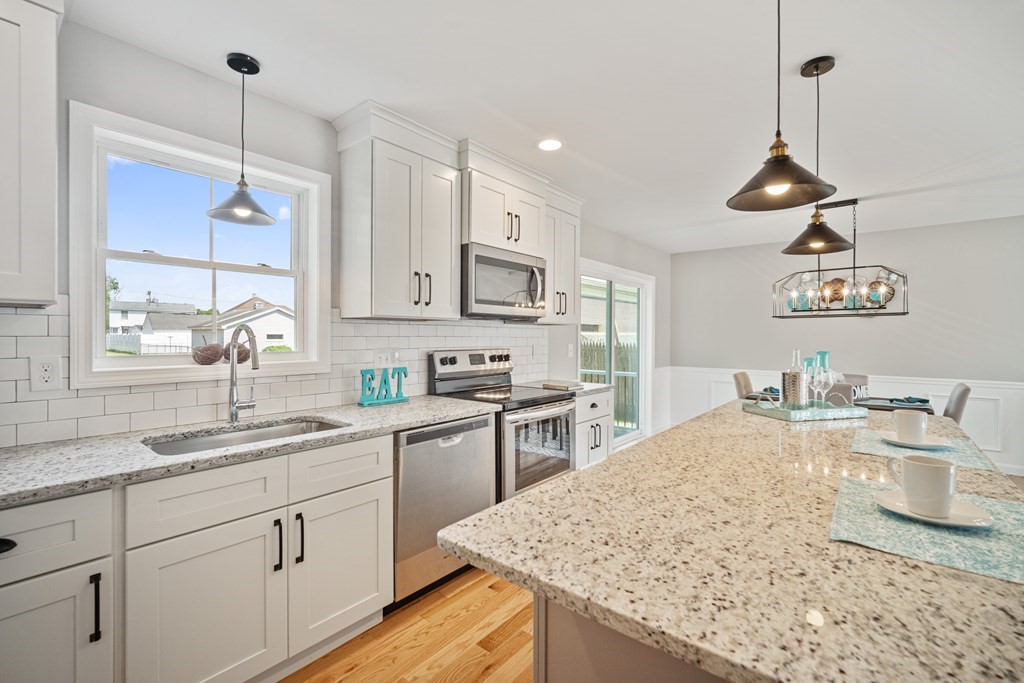 49 Nagle Street Springfield, MA 01151 - Photo 13 of 31