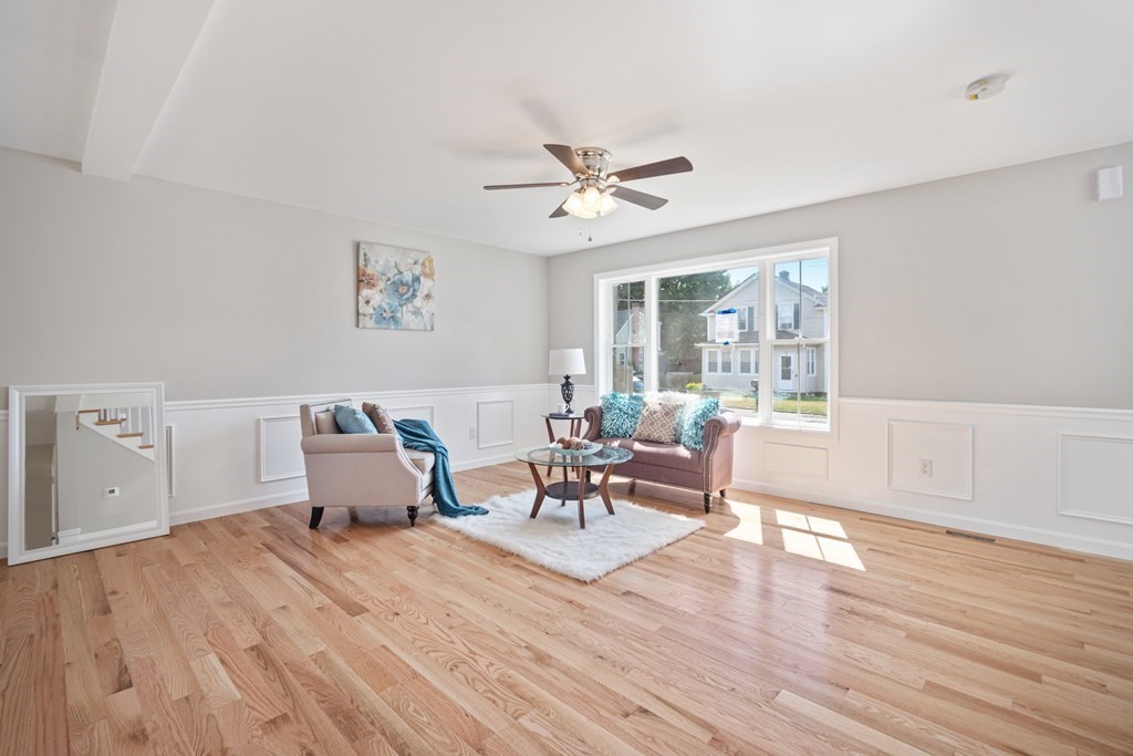49 Nagle Street Springfield, MA 01151 - Photo 5 of 31