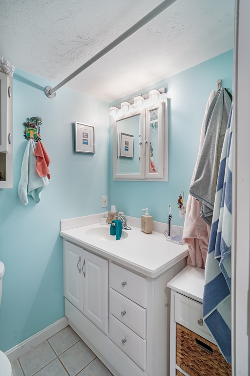 65 Fowler Street Randolph, MA 02368 - Photo 15 of 22