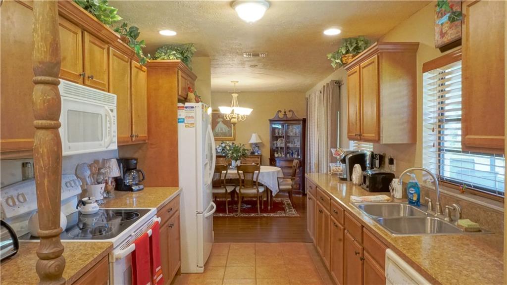 944 Southwest Fenway Road Port St. Lucie, FL 34953 - Photo 6 of 17 Gallery Image 6