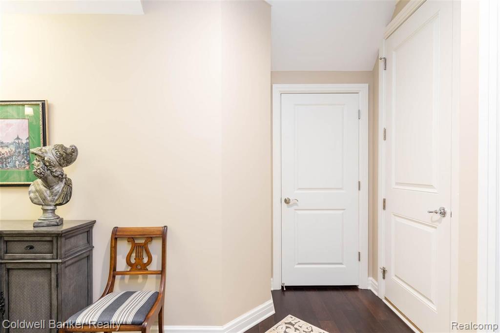 4217 Oak Arbor Crest Court Rochester, MI 48306 - Photo 27 of 39