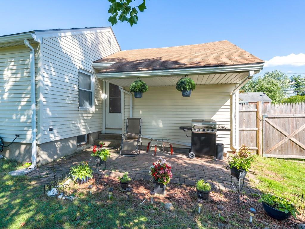 21 Thornton Road Worcester, MA 01606 - Photo 29 of 32 Gallery Image 29