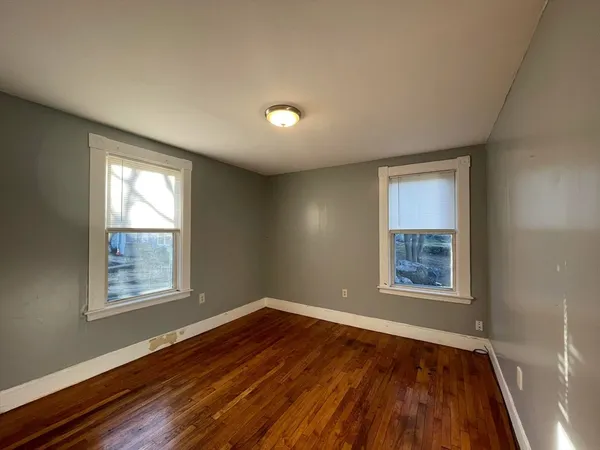 $2,900 | 20-22 Wilson Street, Unit 3, Lynn, MA 01902