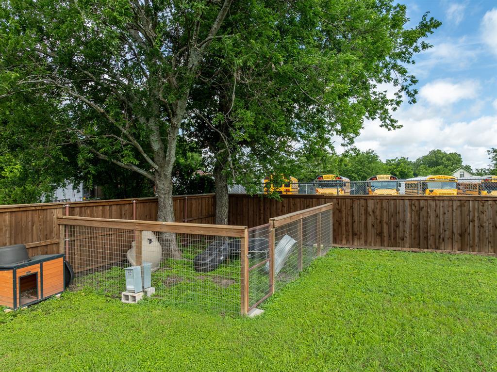201 Main Street Italy, TX 76651 - Photo 25 of 35