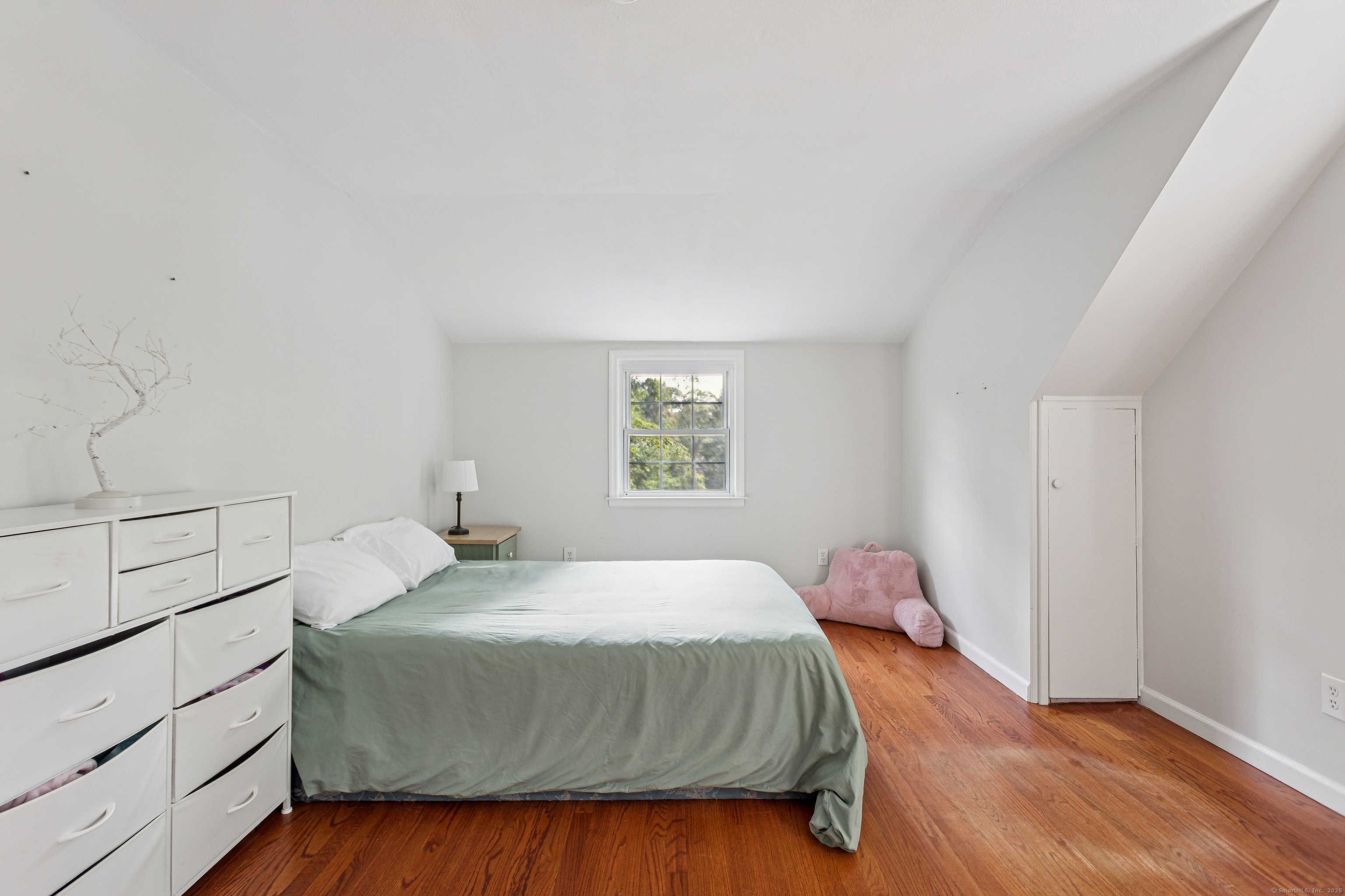 111 Mill Hill Road Fairfield, CT 06890 - Photo 31 of 39