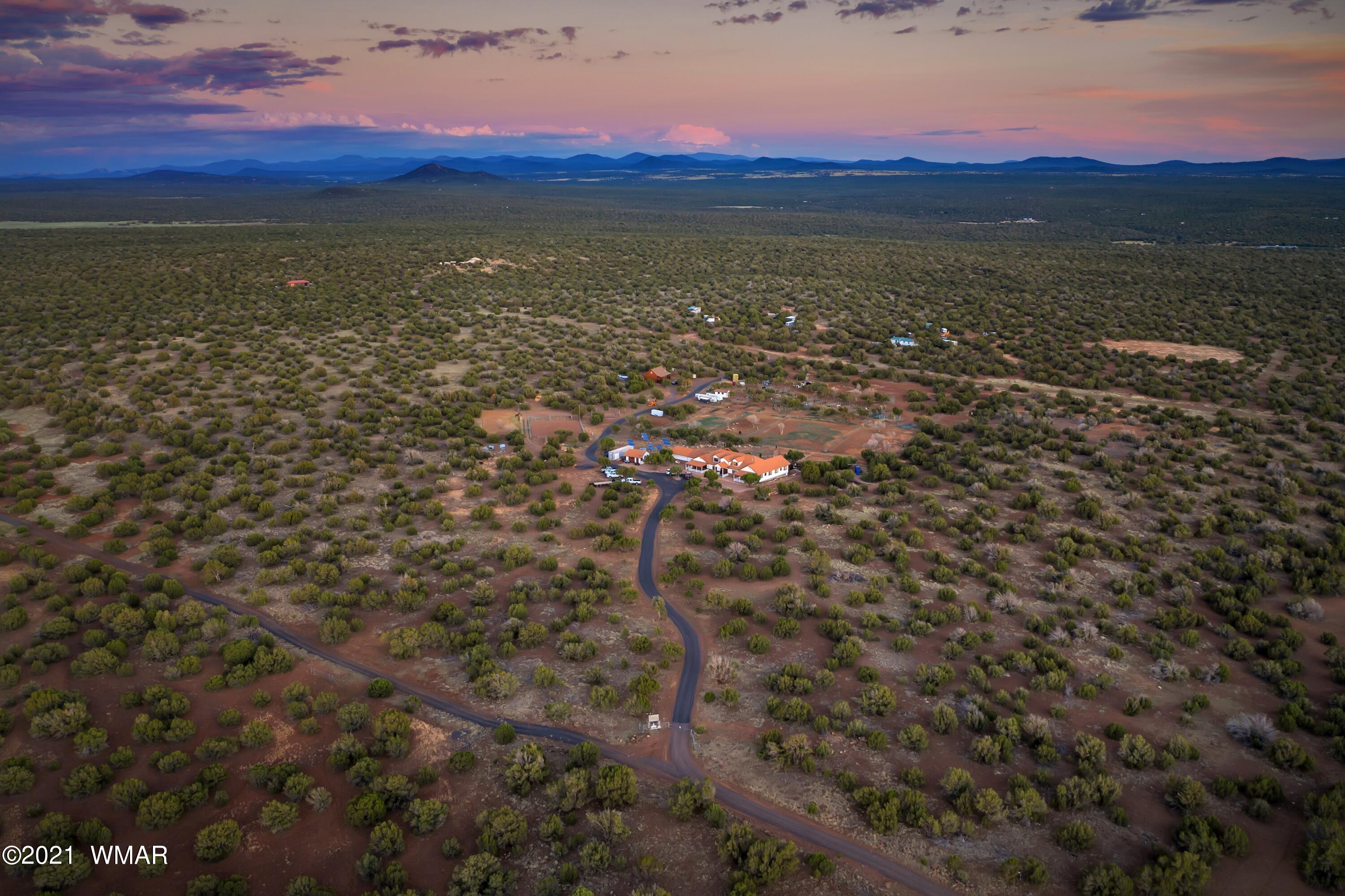 9125 Grant Road Show Low, AZ 85901 - Photo 1 of 64 Gallery Image 1