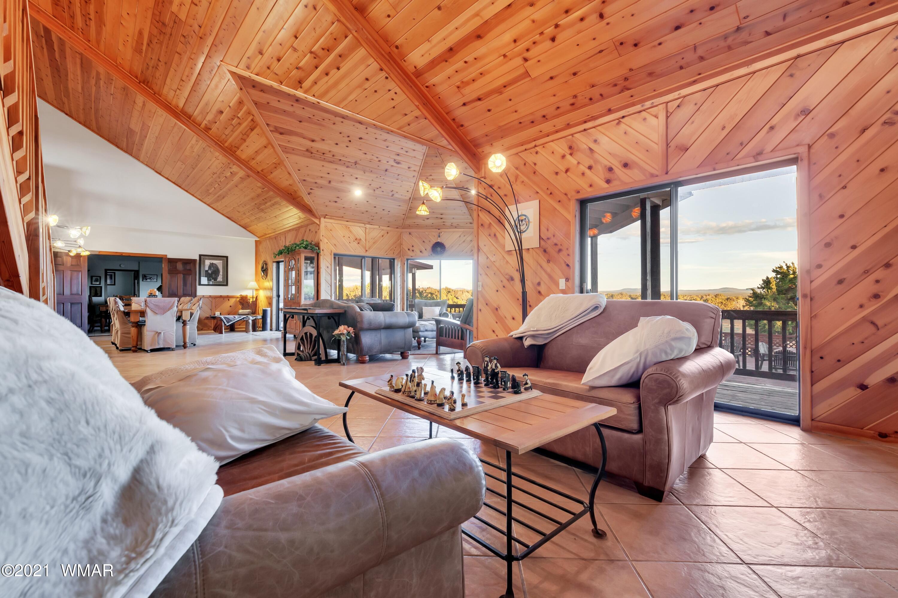 9125 Grant Road Show Low, AZ 85901 - Photo 14 of 64 Gallery Image 14