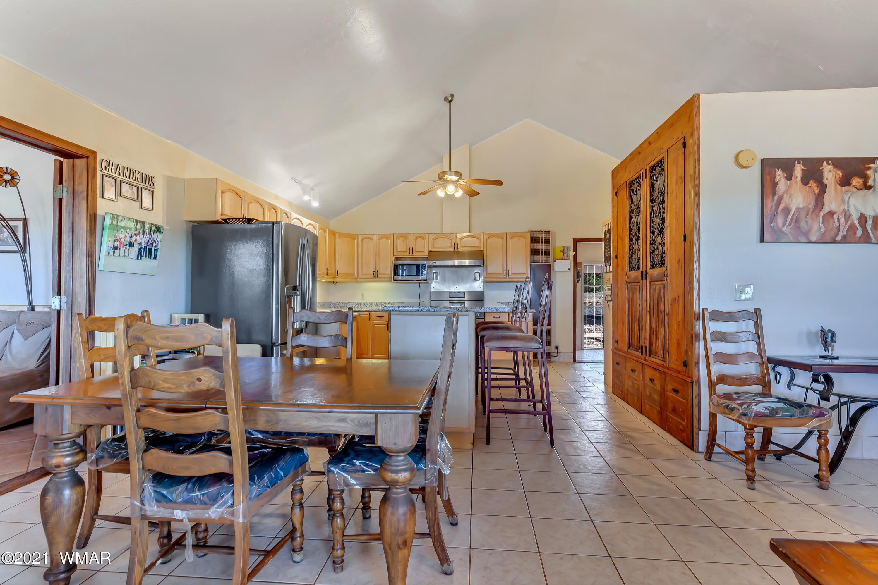 9125 Grant Road Show Low, AZ 85901 - Photo 33 of 64 Gallery Image 33