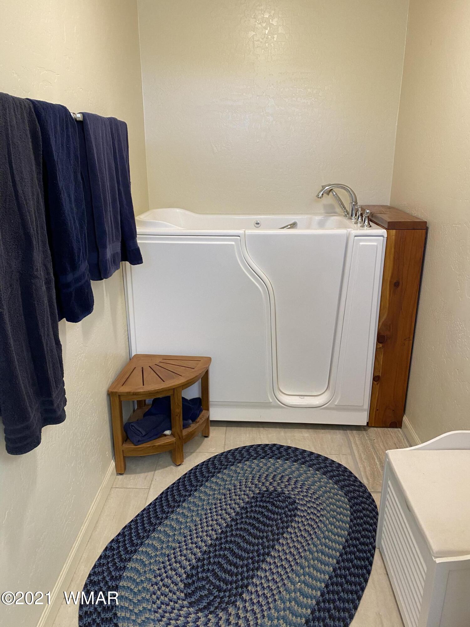 9125 Grant Road Show Low, AZ 85901 - Photo 43 of 64 Gallery Image 43