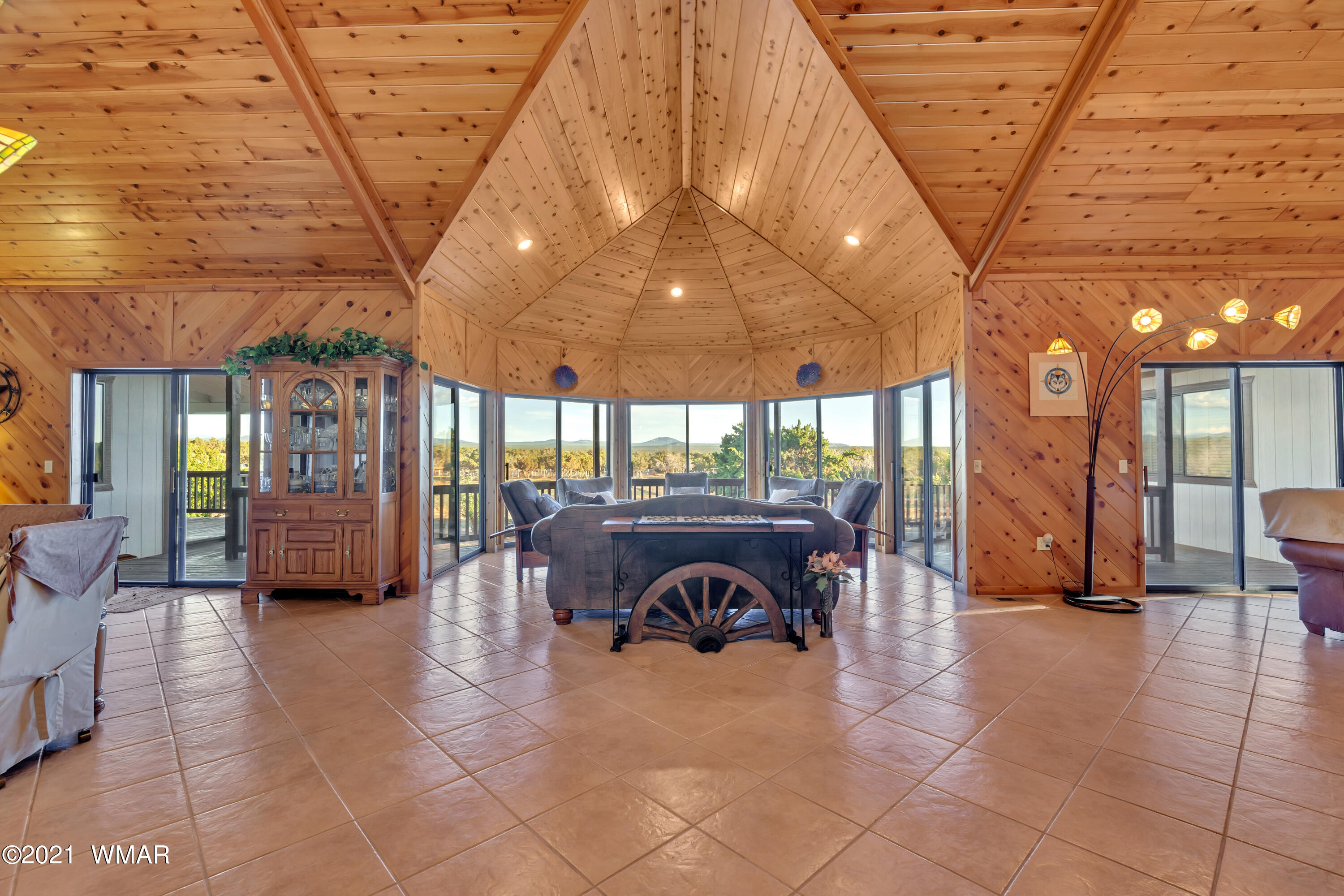 9125 Grant Road Show Low, AZ 85901 - Photo 8 of 64 Gallery Image 8
