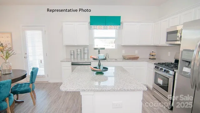 $438,690 | 139 Pecan Grv Lane, Statesville, NC 28677