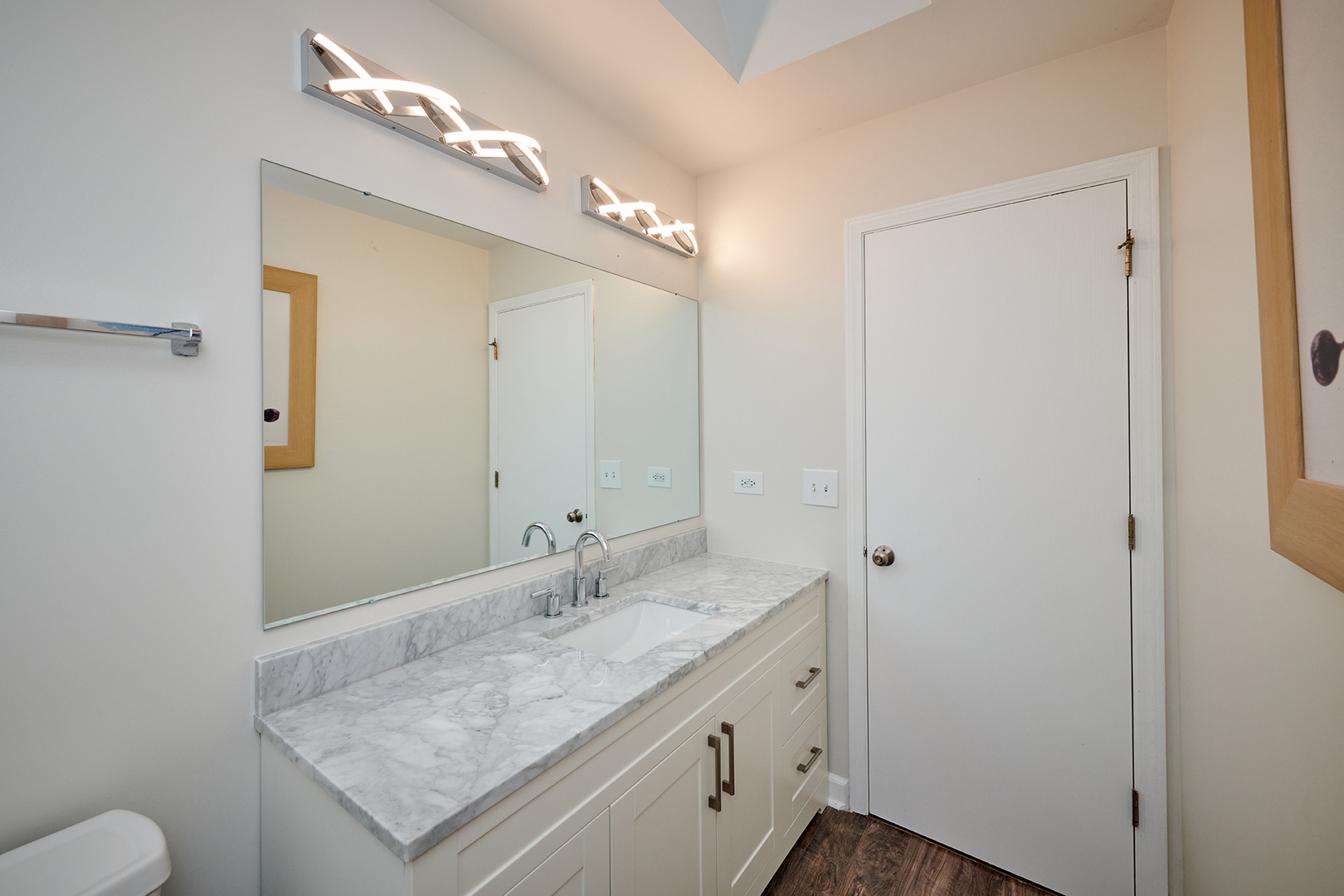 540 Wynbrooke Road Romeoville, IL 60446 - Photo 18 of 27 a bathroom with a granite countertop sink and a mirror