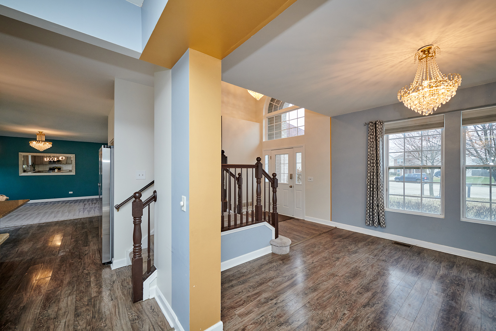 540 Wynbrooke Road Romeoville, IL 60446 - Photo 7 of 27 a view of an empty room and window