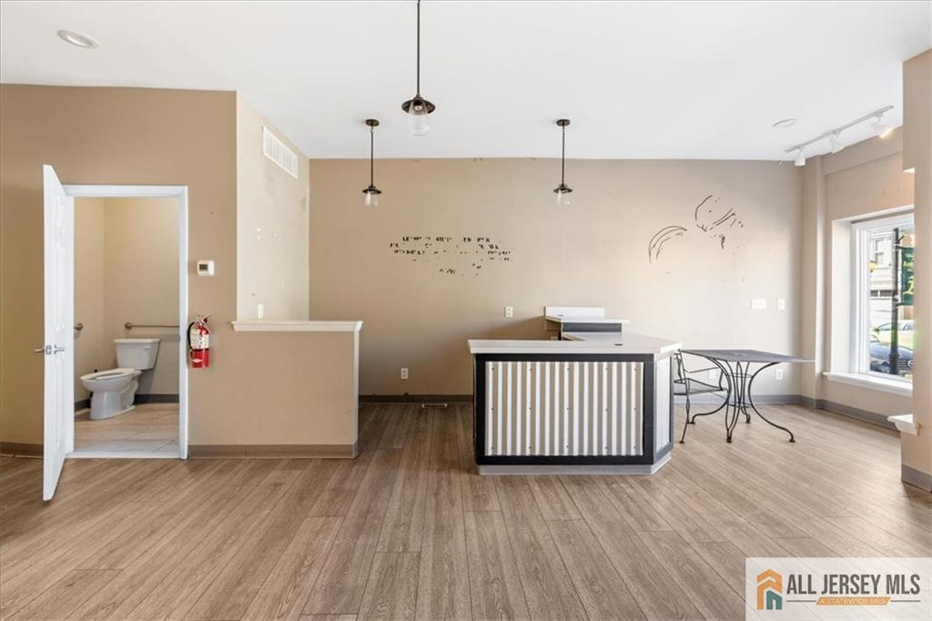 112 West Merchant Street Audubon, NJ 08106 - Photo 5 of 33