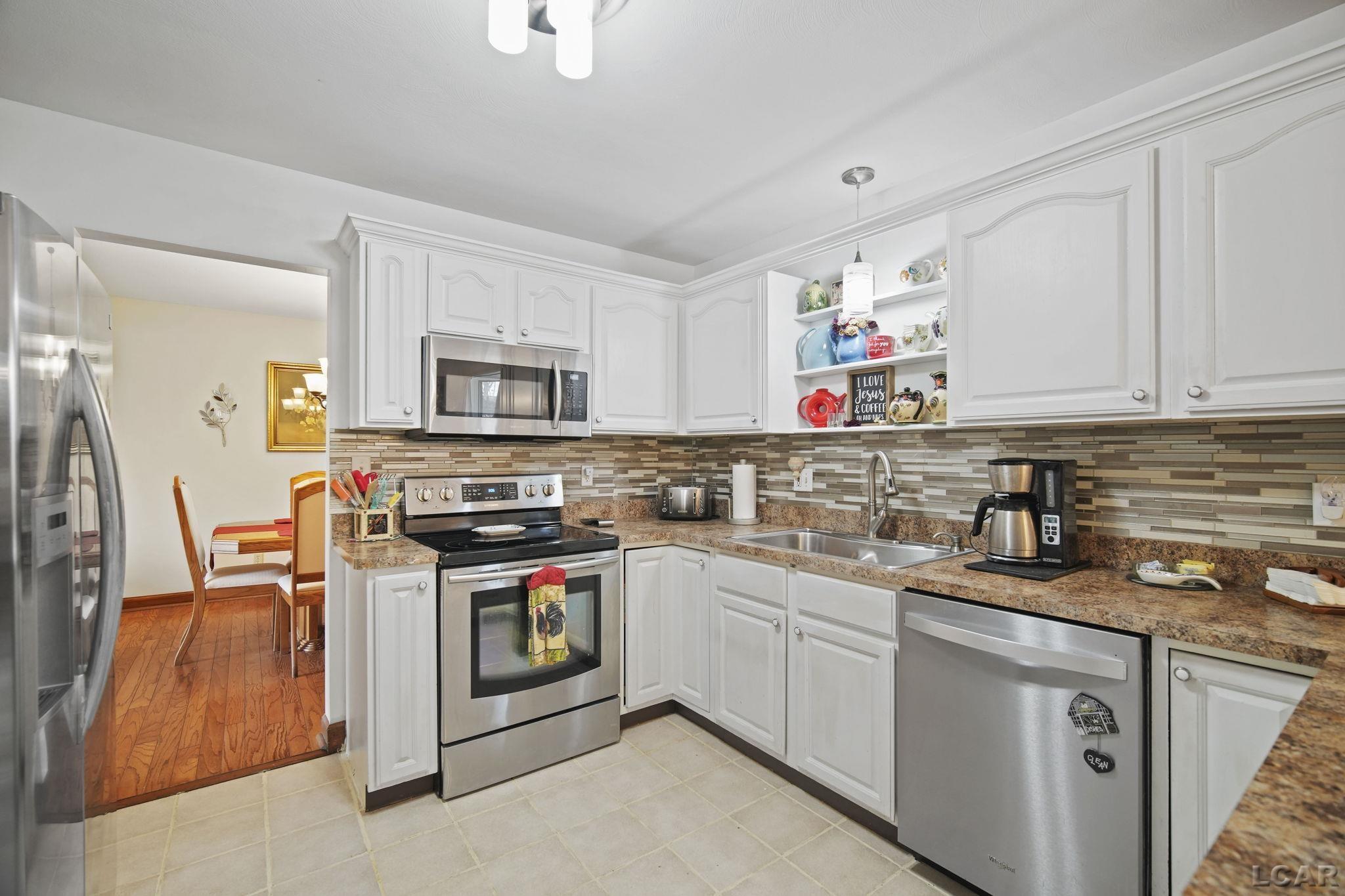 3035 Spielman Road Adrian, MI 49221 - Photo 12 of 49 50097620-11.JPG