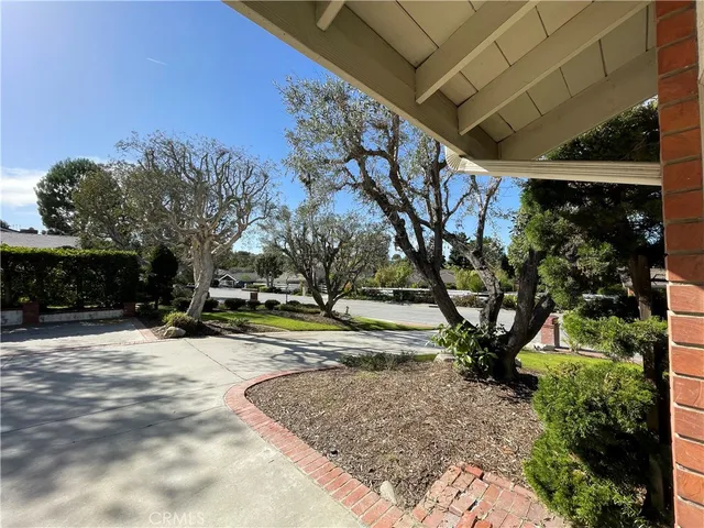 $2,450,000 | 16 Bridlewood Circle, Rolling Hills Estates, CA 90274