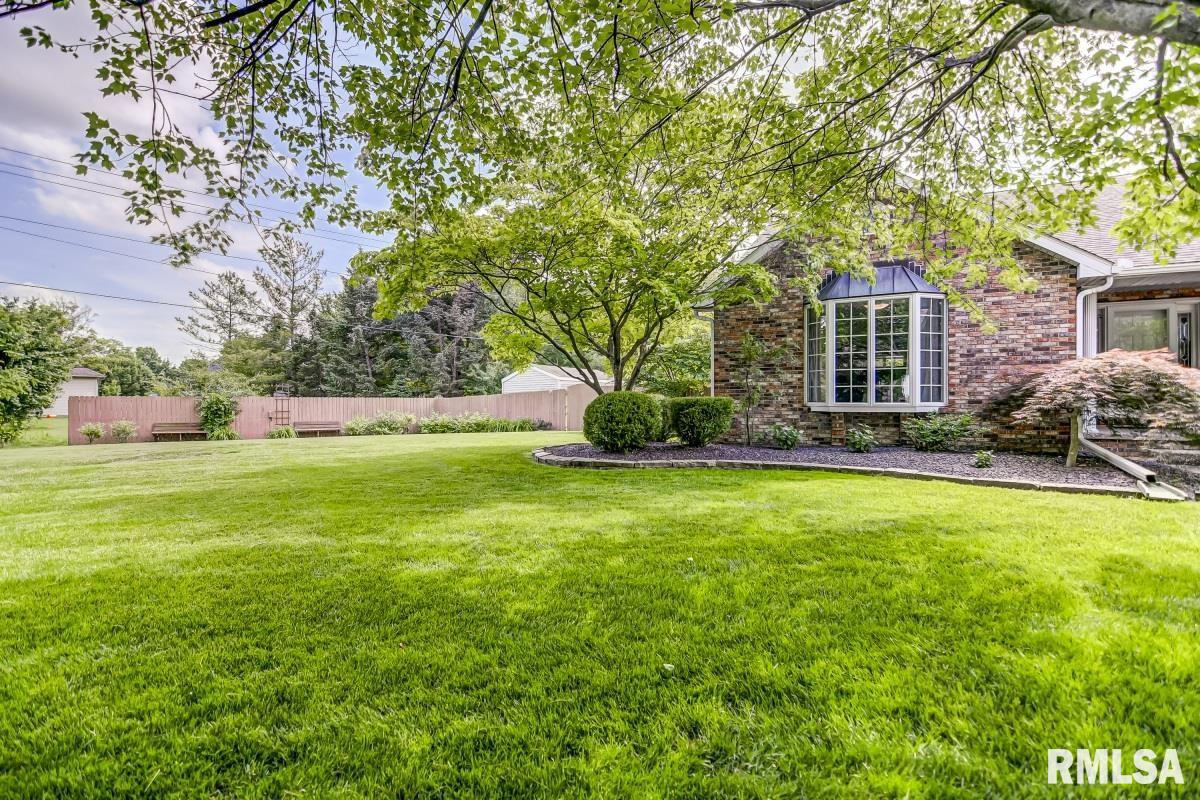 3500 Persimmon Drive Springfield, IL 62712 - Photo 2 of 61 Gallery Image 2