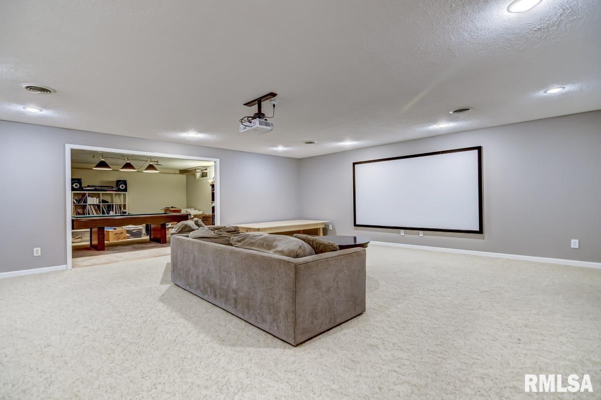 3500 Persimmon Drive Springfield, IL 62712 - Photo 43 of 61 Gallery Image 43