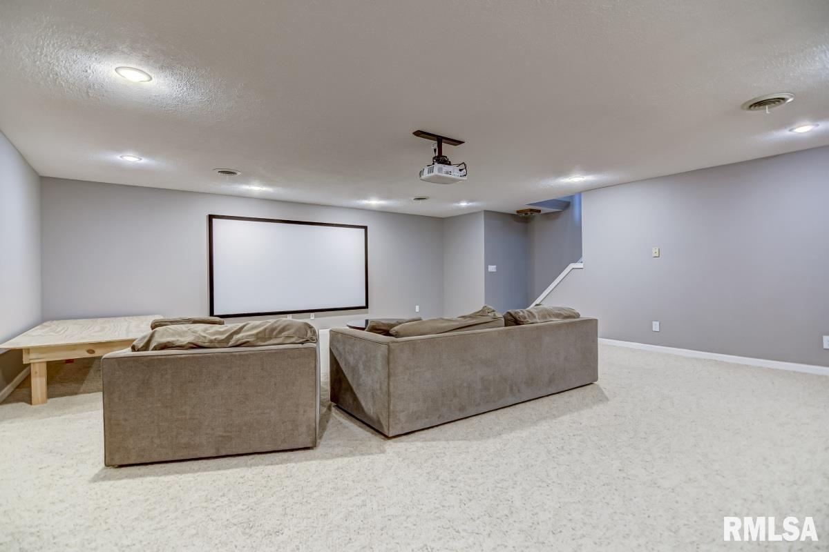 3500 Persimmon Drive Springfield, IL 62712 - Photo 44 of 61 Gallery Image 44
