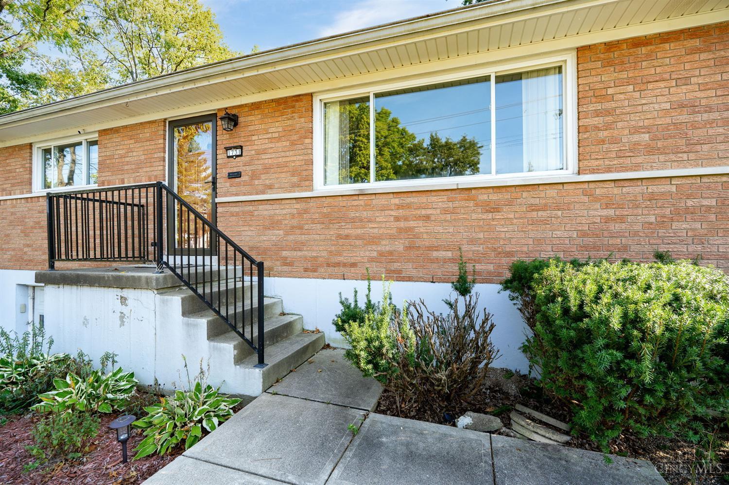 1731 Adams Road Cincinnati, OH 45231 - Photo 4 of 39 Gallery Image 4