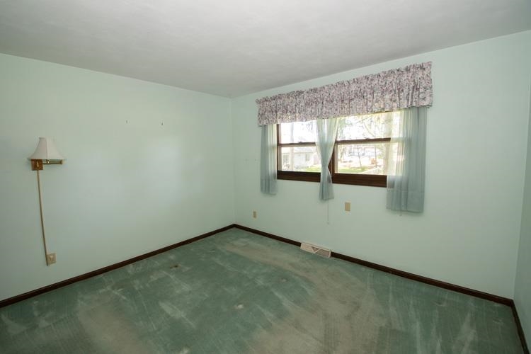 51832 Orange Road South Bend, IN 46628 - Photo 19 of 36 Gallery Image 19