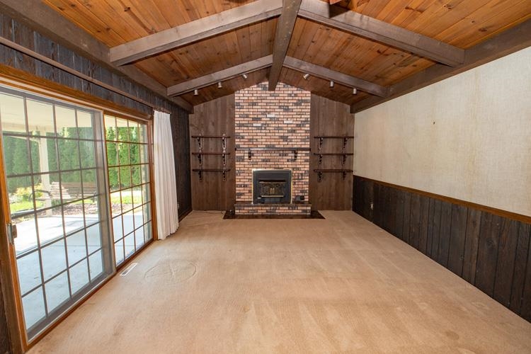 51832 Orange Road South Bend, IN 46628 - Photo 7 of 36 Gallery Image 7