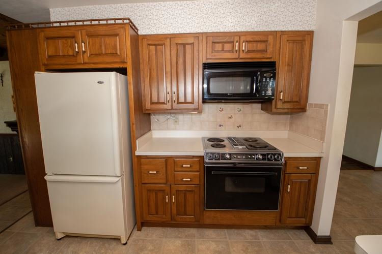 51832 Orange Road South Bend, IN 46628 - Photo 10 of 36 Gallery Image 10