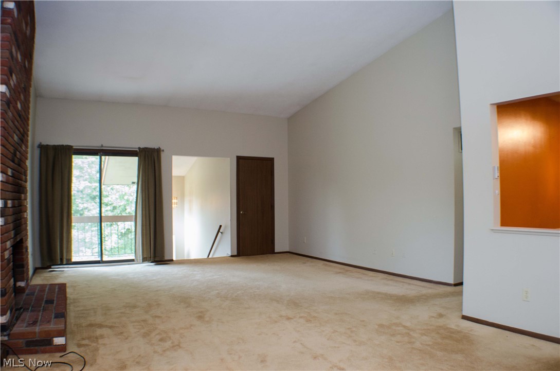 784 Kirkwall Drive Akron, OH 44321 - Photo 5 of 33